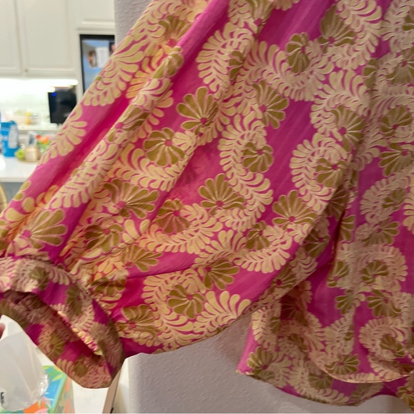 Rose & Olive Pink and tan Floral Blouse - Picture 6 of 8